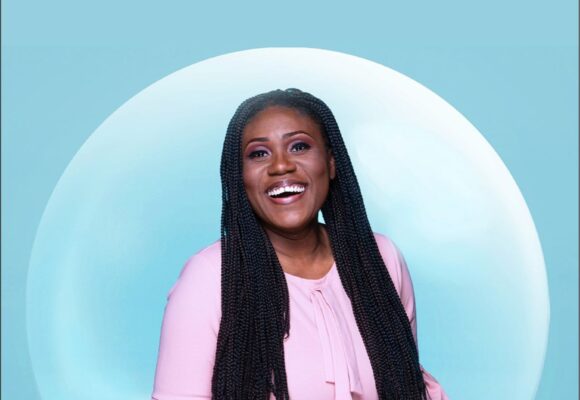 Box image size for women From Engineering Mind to Expressive Brush: Norelice Mboutou’s Journey of Identity and Social Impact